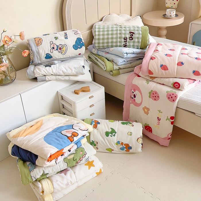 91家纺网 家纺一手货源 找家纺 吉咪兔家纺 2024年新款水洗棉儿童夏凉被婴儿空调被宝宝幼儿园专用大豆芯夏季薄款小被子 组合图