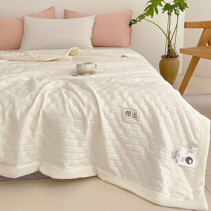 91家纺网 家纺一手货源 找家纺 VIP被业 2026新款A类无印风格棉花夏被夏凉被水洗棉针织棉凉感空调被 奶盖白