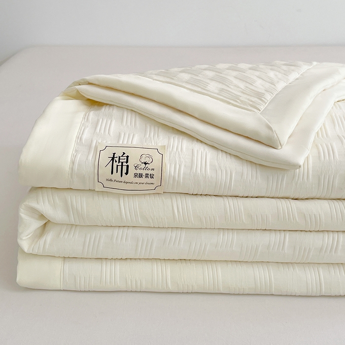 91家纺网 家纺一手货源 找家纺 VIP被业 2026新款A类无印风格棉花夏被夏凉被水洗棉针织棉凉感空调被 奶盖白