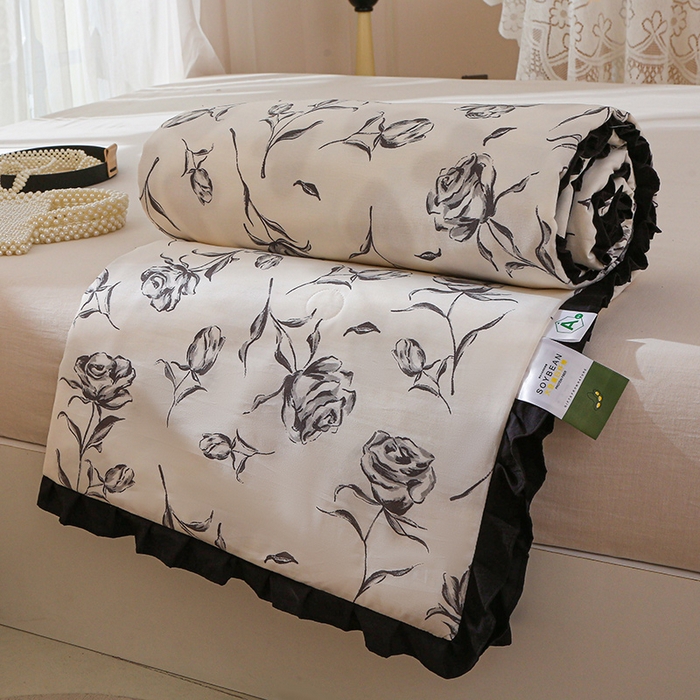 91家纺网 家纺一手货源 找家纺 薇玛仕 2026新款韩版宽边水洗棉大豆夏被赫本风亲肤柔软夏季薄被子 赫本-玫瑰