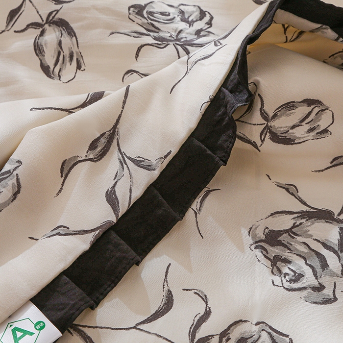 91家纺网 家纺一手货源 找家纺 薇玛仕 2026新款韩版宽边水洗棉大豆夏被赫本风亲肤柔软夏季薄被子 赫本-玫瑰