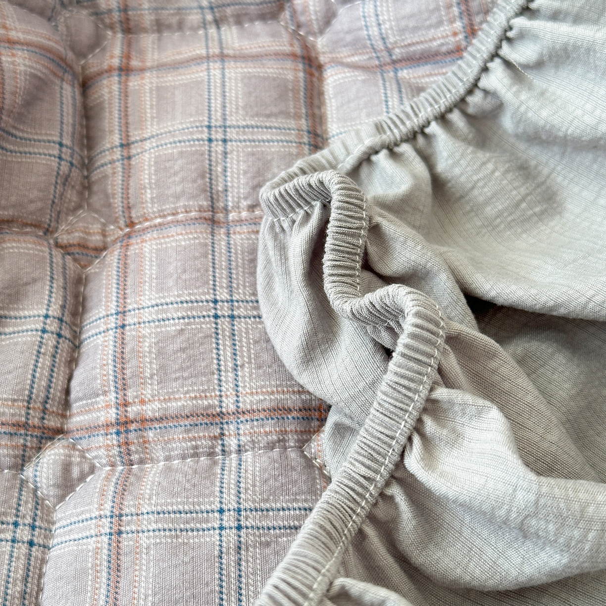 91家纺网 家纺一手货源 找家纺 丽美人家纺 2026新款双层皱皱纱大豆夹棉床笠单床笠床笠单件 JM布兰卡