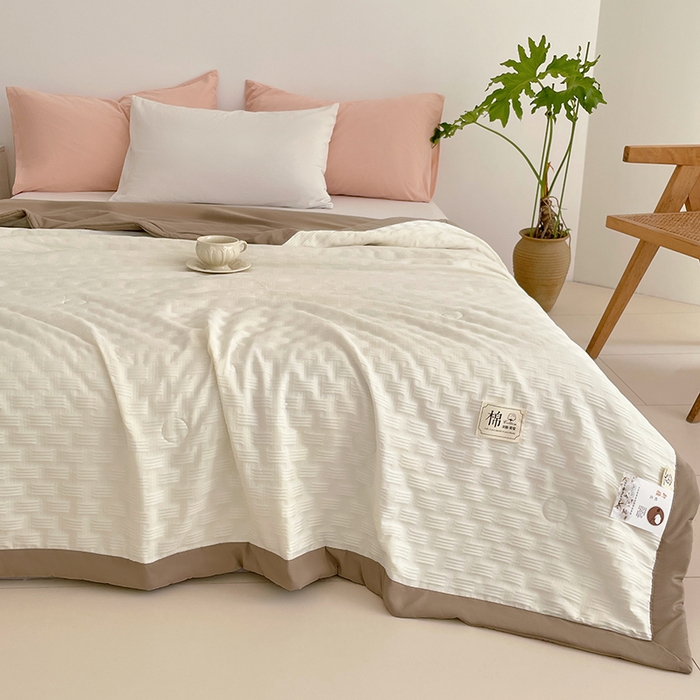 91家纺网 家纺一手货源 找家纺 VIP被业 2026新款A类无印风格棉花夏被夏凉被水洗棉针织棉凉感空调被 松露咖