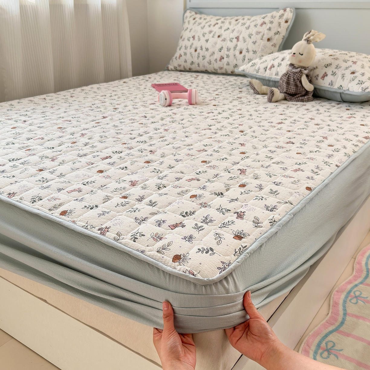 91家纺网 家纺一手货源 找家纺 丽美人家纺 2026新款双层皱皱纱大豆夹棉床笠单床笠床笠单件 JM紫雾叶兔