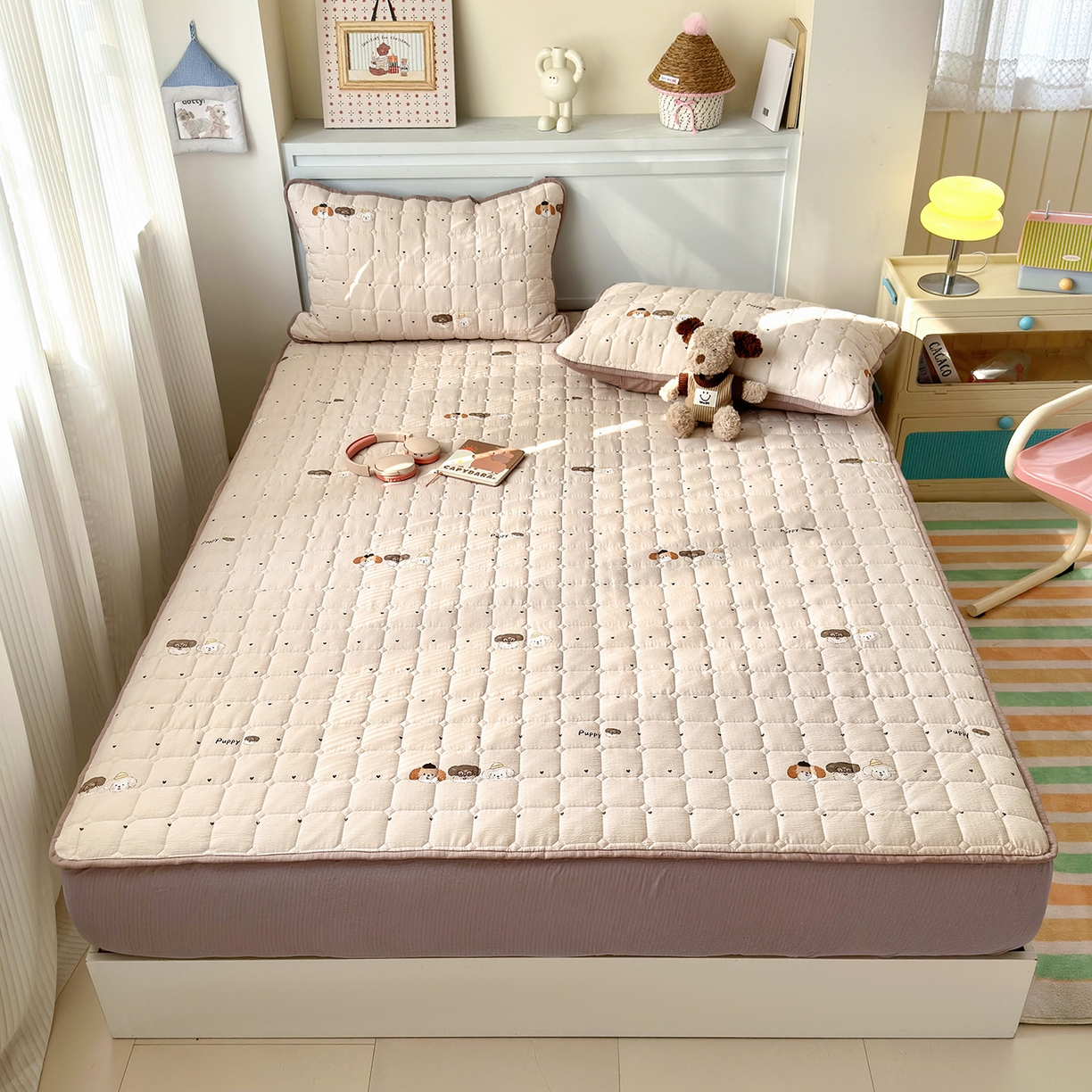 91家纺网 家纺一手货源 找家纺 丽美人家纺 2026新款双层皱皱纱大豆夹棉床笠单床笠床笠单件 JM可爱小狗