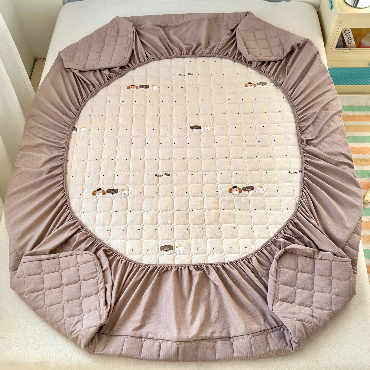 91家纺网 家纺一手货源 找家纺 丽美人家纺 2026新款双层皱皱纱大豆夹棉床笠单床笠床笠单件 JM可爱小狗