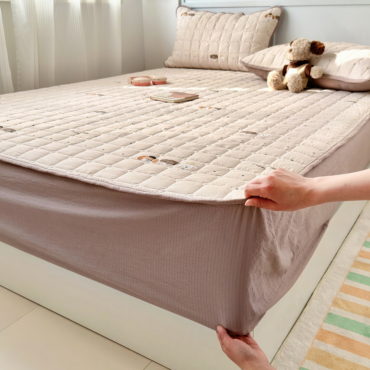 91家纺网 家纺一手货源 找家纺 丽美人家纺 2026新款双层皱皱纱大豆夹棉床笠单床笠床笠单件 JM可爱小狗