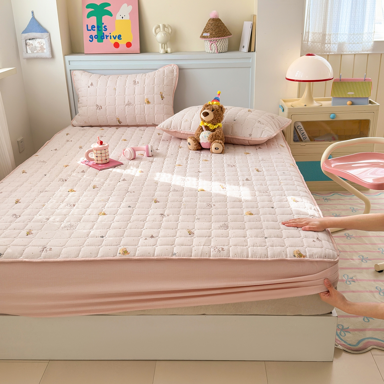 91家纺网 家纺一手货源 找家纺 丽美人家纺 2026新款双层皱皱纱大豆夹棉床笠单床笠床笠单件 JM月境骑踪