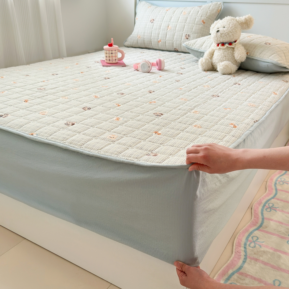 91家纺网 家纺一手货源 找家纺 丽美人家纺 2026新款双层皱皱纱大豆夹棉床笠单床笠床笠单件 JM格仔萌宠