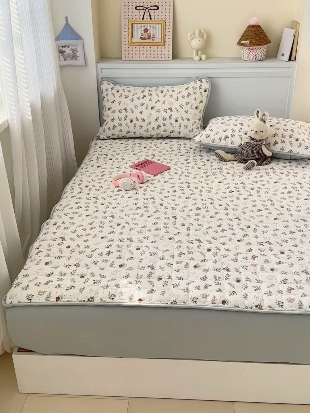 91家纺网 家纺一手货源 找家纺 丽美人家纺 2026新款双层皱皱纱大豆夹棉床笠单床笠床笠单件 JM紫雾叶兔