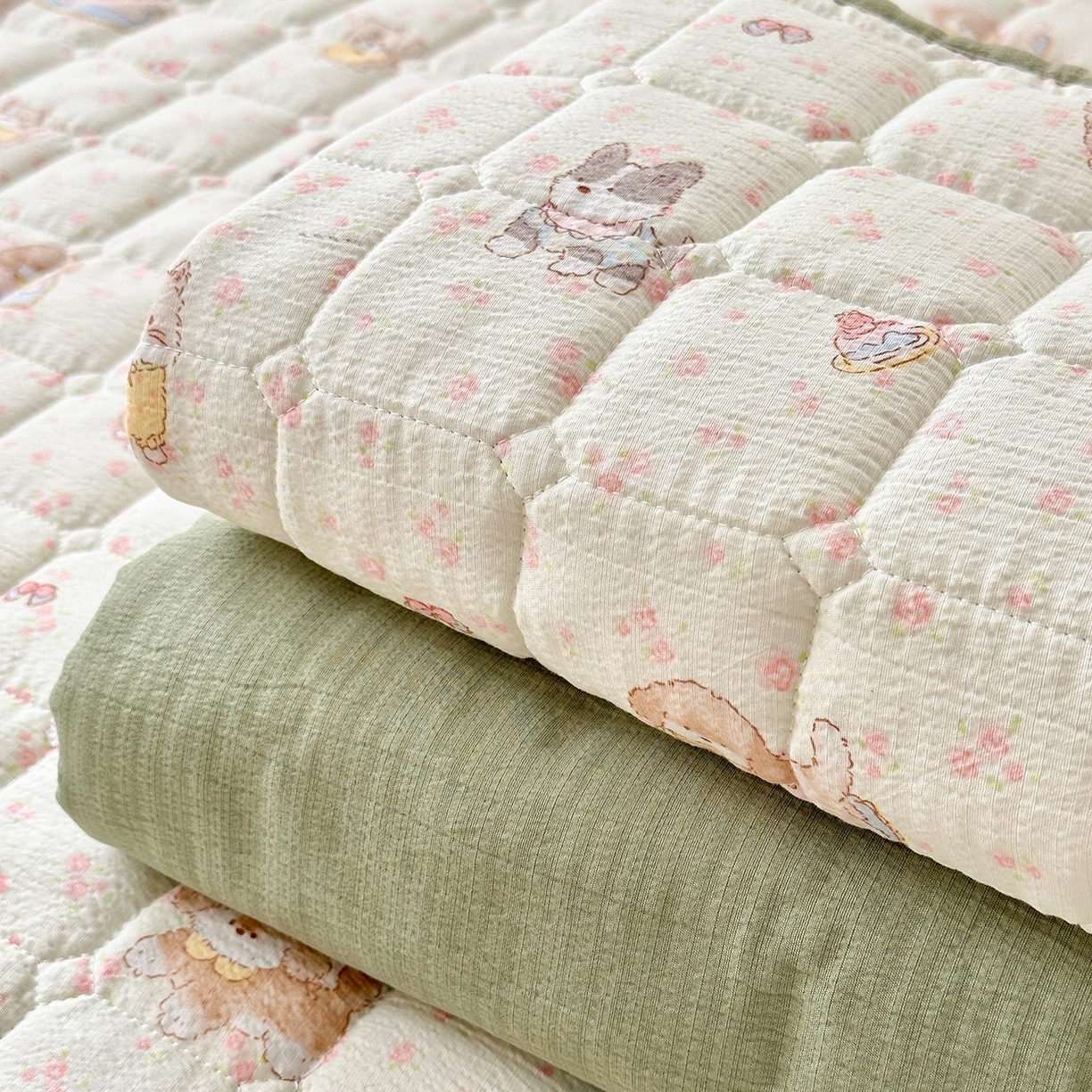 91家纺网 家纺一手货源 找家纺 丽美人家纺 2026新款双层皱皱纱大豆夹棉床笠单床笠床笠单件 JM贝拉