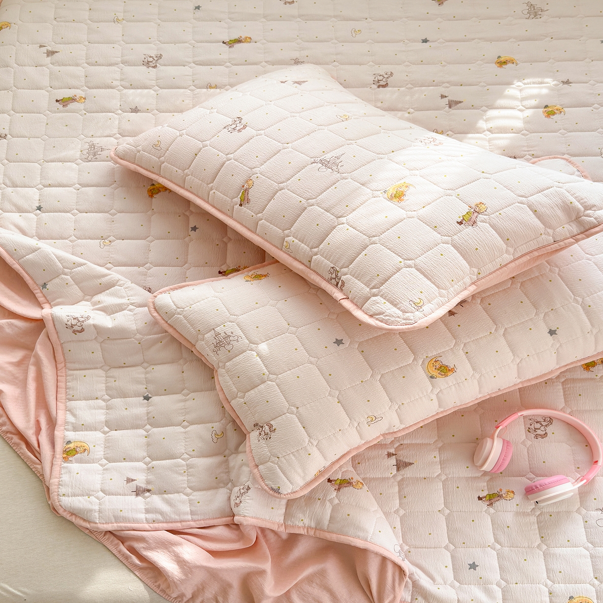 91家纺网 家纺一手货源 找家纺 丽美人家纺 2026新款双层皱皱纱大豆夹棉床笠单床笠床笠单件 JM月境骑踪