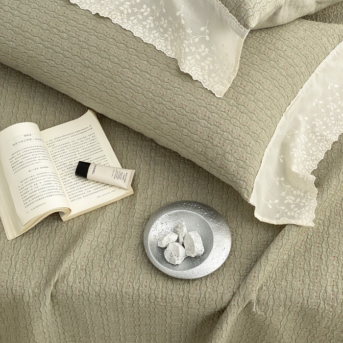 91家纺网 家纺一手货源 找家纺 麻依 2026新款全棉纯棉纱布床盖三件套四季款 慕白-绿