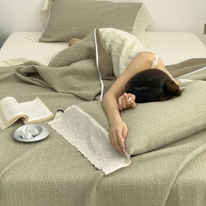 91家纺网 家纺一手货源 找家纺 麻依 2026新款全棉纯棉纱布床盖三件套四季款 慕白-绿