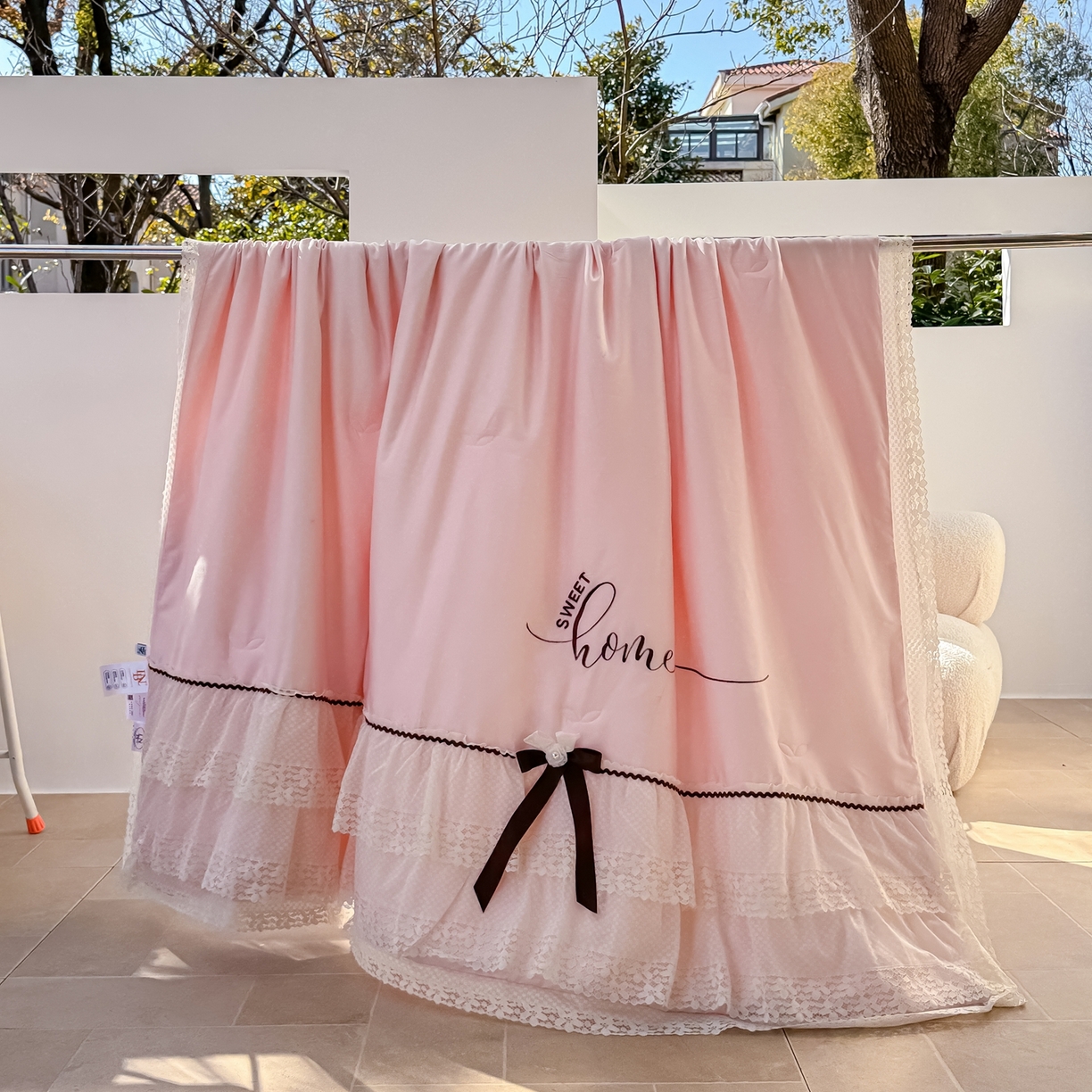 91家纺网 家纺一手货源 找家纺 （总）优姿家纺 2026新款热款法式田园风花边天丝绣花夏被被子被芯