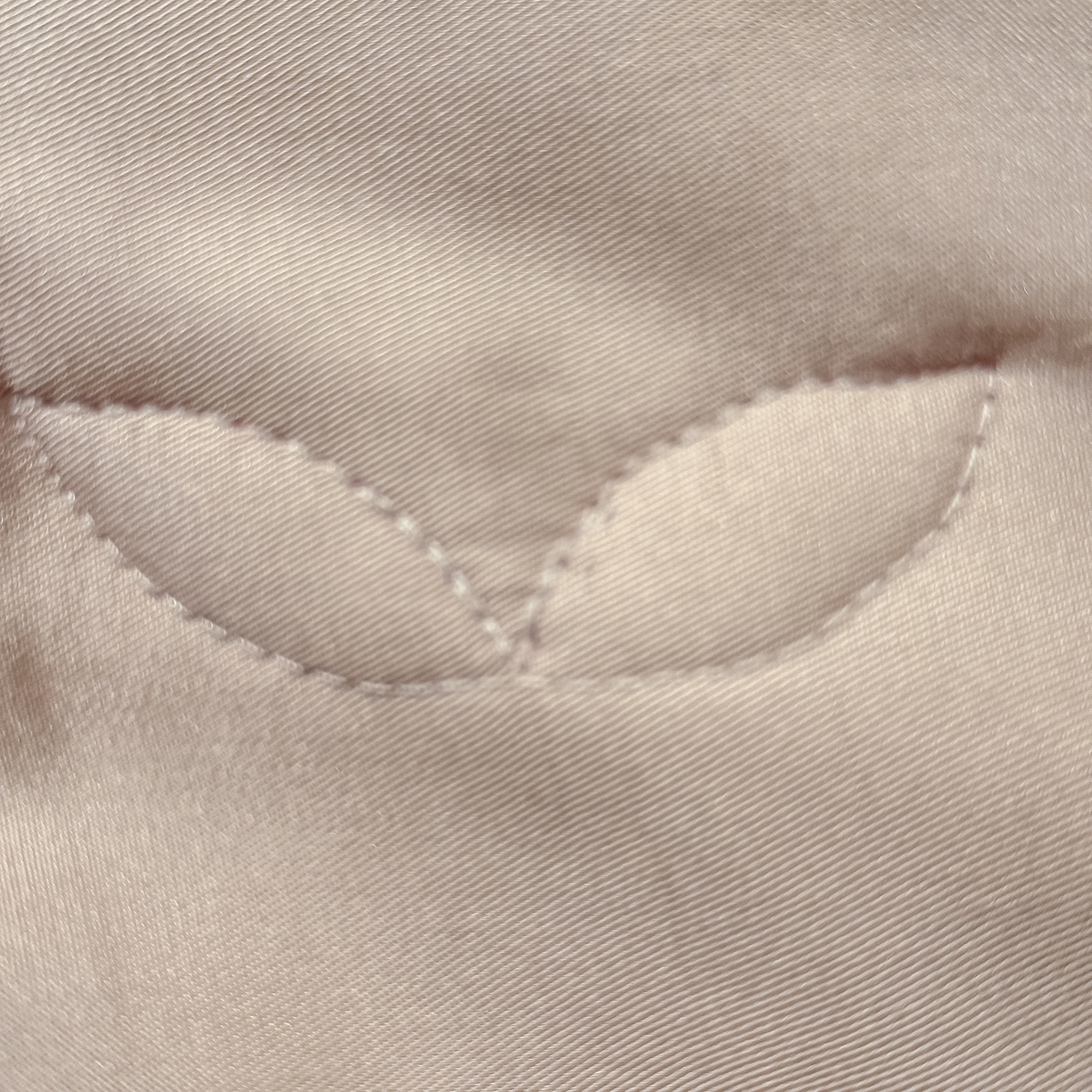 91家纺网 家纺一手货源 找家纺 （总）优姿家纺 2026新款热款法式田园风花边天丝绣花夏被被子被芯