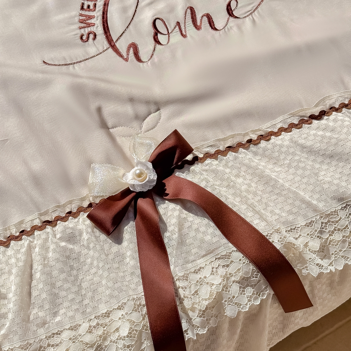 91家纺网 家纺一手货源 找家纺 （总）优姿家纺 2026新款热款法式田园风花边天丝绣花夏被被子被芯