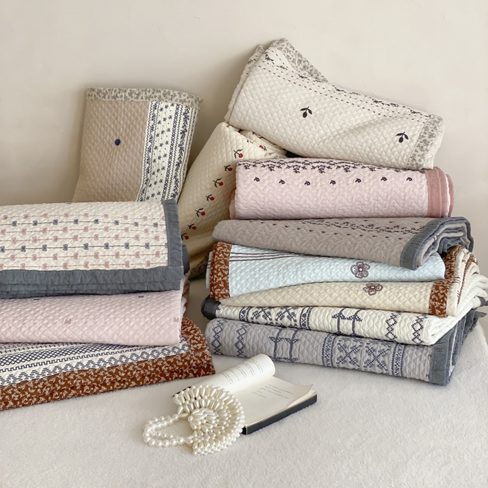 91家纺网 家纺一手货源 找家纺 麻依 2026新款韩国重工全棉纱布床盖床盖三件套 组合图仅供展示-不可下单