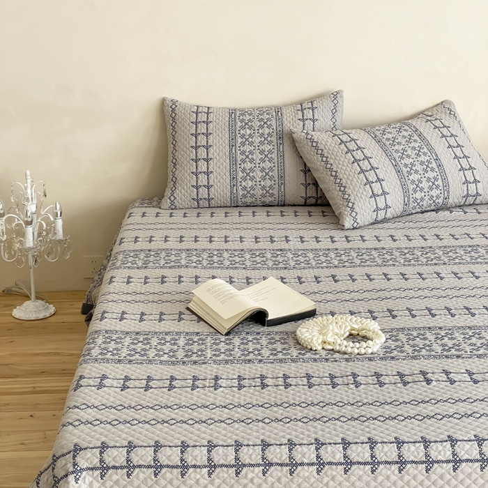 91家纺网 家纺一手货源 找家纺 麻依 2026新款韩国重工全棉纱布床盖床盖三件套 晴岚-灰咖