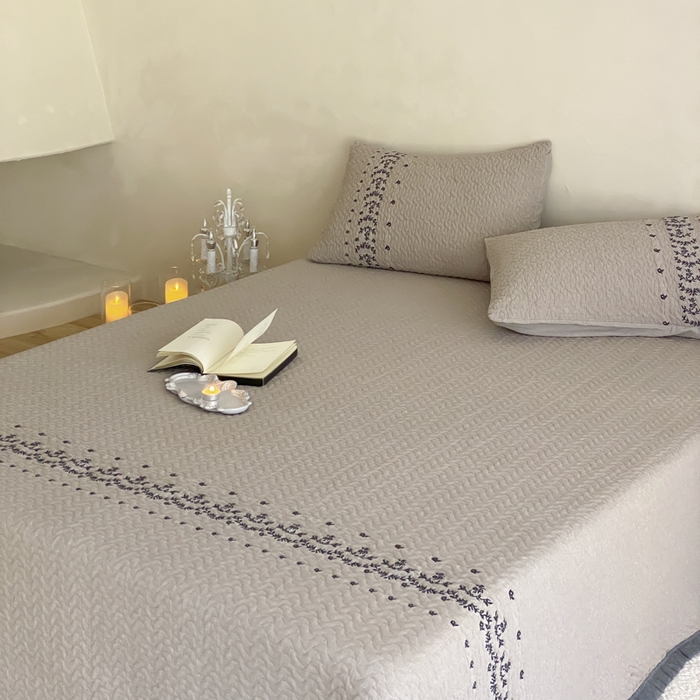 91家纺网 家纺一手货源 找家纺 麻依 2026新款韩国重工全棉纱布床盖床盖三件套 烟雨-灰咖