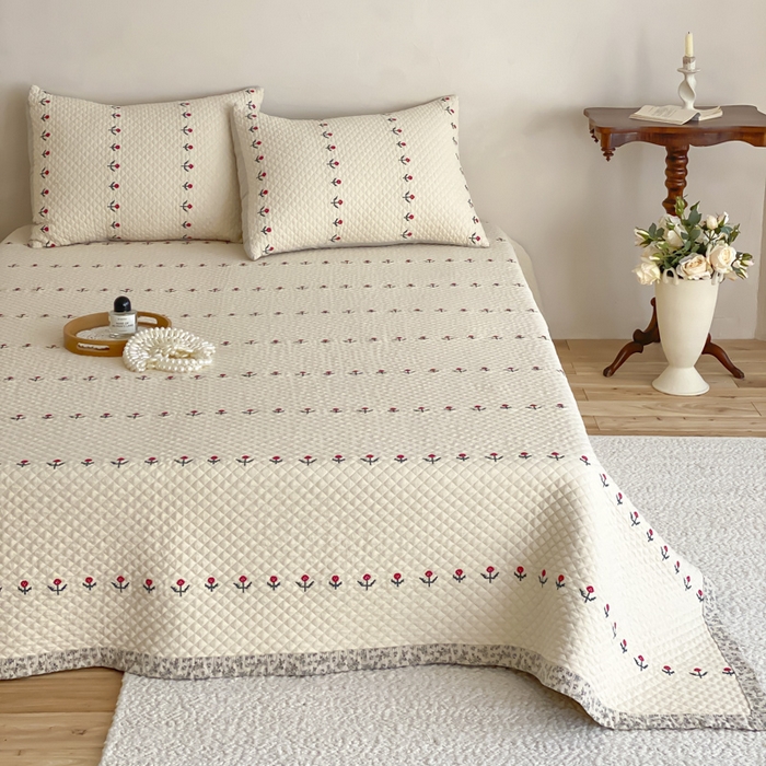 91家纺网 家纺一手货源 找家纺 麻依 2026新款韩国重工全棉纱布床盖床盖三件套 小花排排