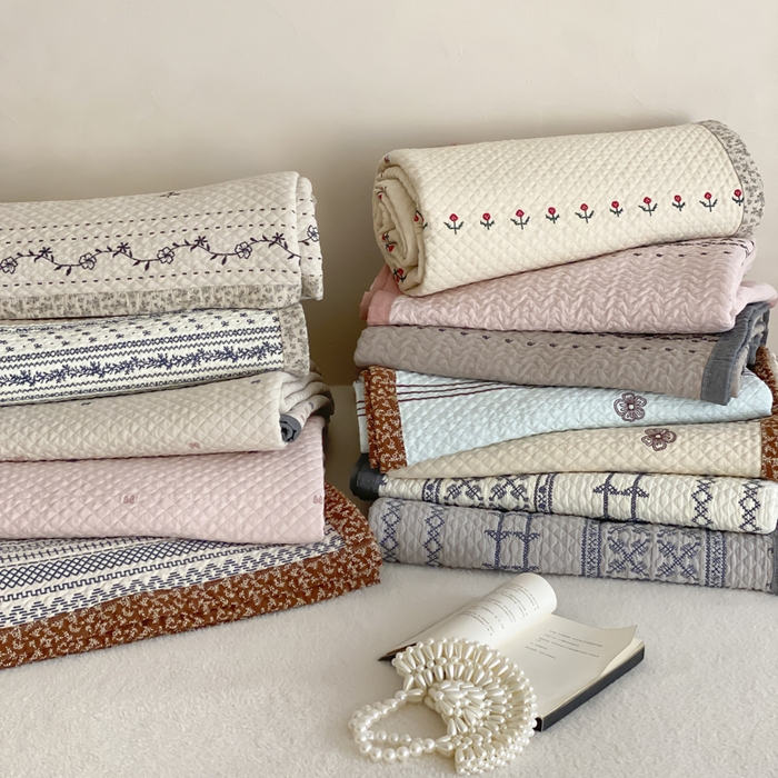 91家纺网 家纺一手货源 找家纺 麻依 2026新款韩国重工全棉纱布床盖床盖三件套 组合图仅供展示-不可下单