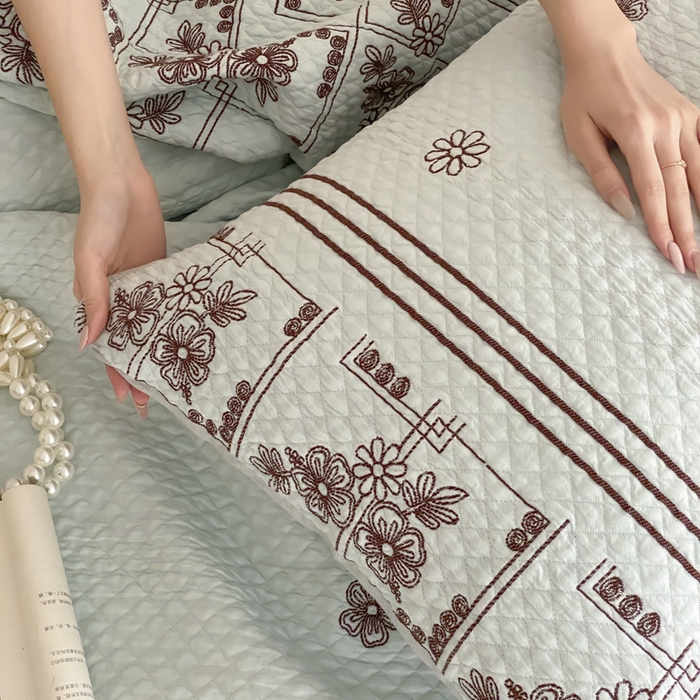 91家纺网 家纺一手货源 找家纺 麻依 2026新款韩国重工全棉纱布床盖床盖三件套 祈福-水蓝