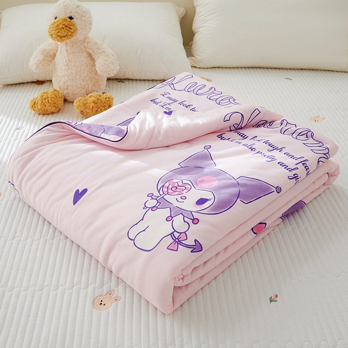 91家纺网 家纺一手货源 找家纺 优雅星家纺 2026新款A类针织棉三丽鸥正版夏被儿童卡通牛奶丝凉感夏凉被 库洛米-粉