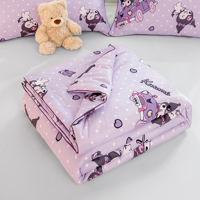 91家纺网 家纺一手货源 找家纺 优雅星家纺 2026新款A类针织棉三丽鸥正版夏被儿童卡通牛奶丝凉感夏凉被 波点紫库洛米