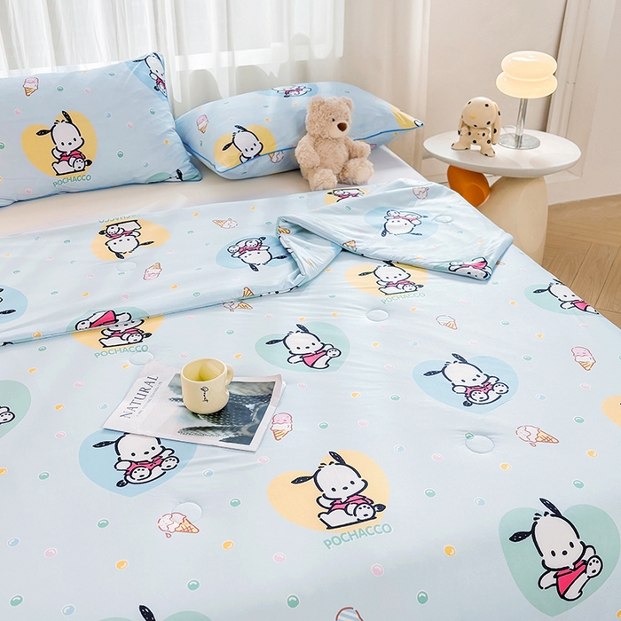 91家纺网 家纺一手货源 找家纺 优雅星家纺 2026新款A类针织棉三丽鸥正版夏被儿童卡通牛奶丝凉感夏凉被 冰淇淋帕恰狗