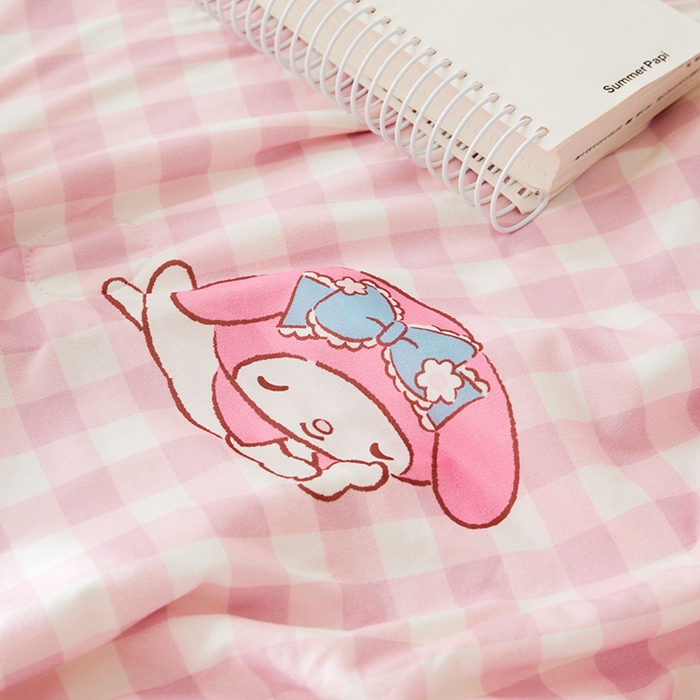 91家纺网 家纺一手货源 找家纺 优雅星家纺 2026新款A类针织棉三丽鸥正版夏被儿童卡通牛奶丝凉感夏凉被 美乐蒂