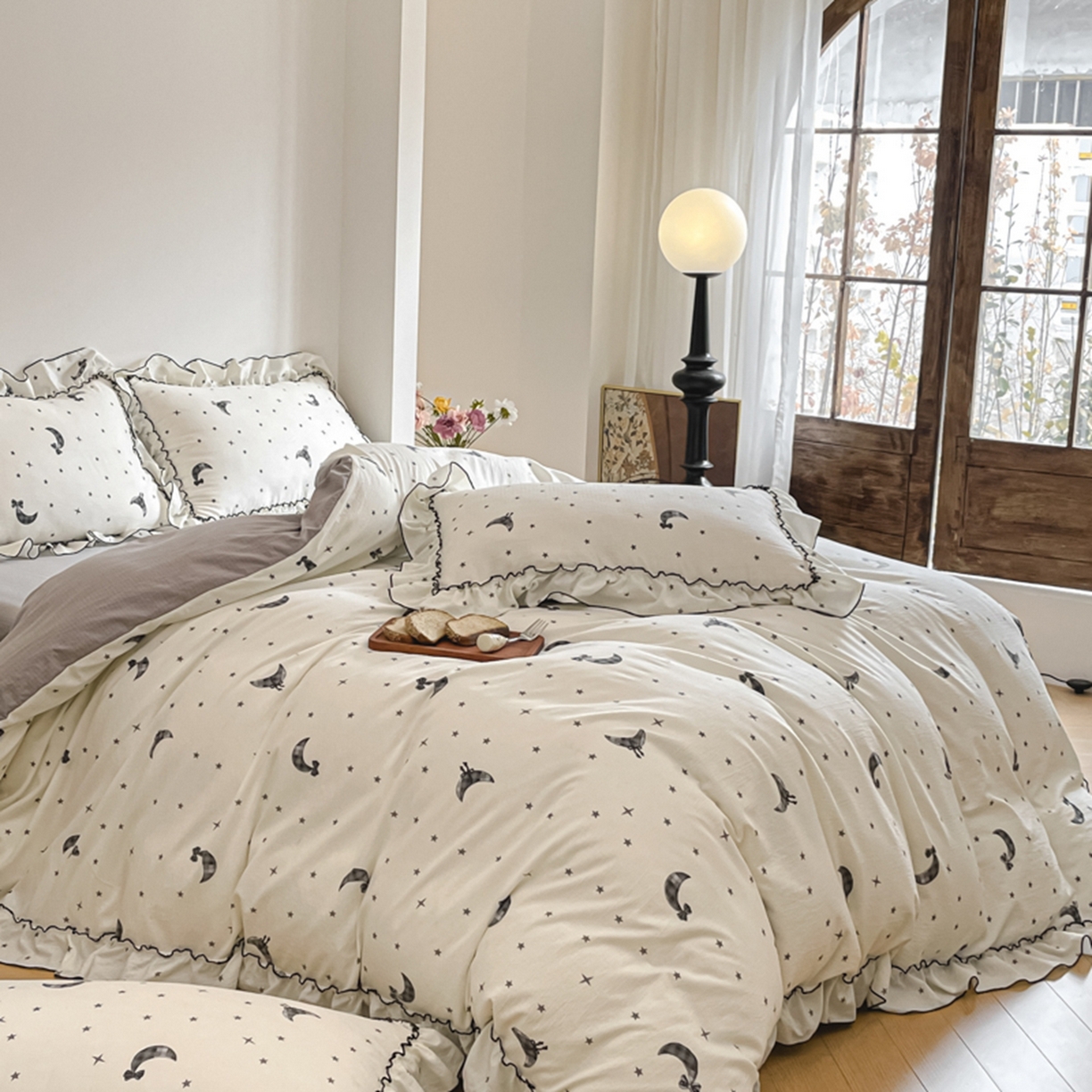 91家纺网 家纺一手货源 找家纺 柒月家居 2026新款法式赫本皱皱纱花边四件套 玛卡巴卡