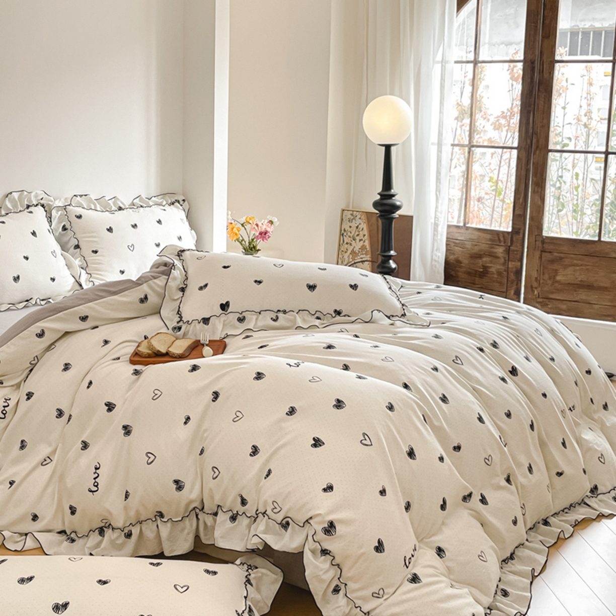 91家纺网 家纺一手货源 找家纺 柒月家居 2026新款法式赫本皱皱纱花边四件套 心心相印