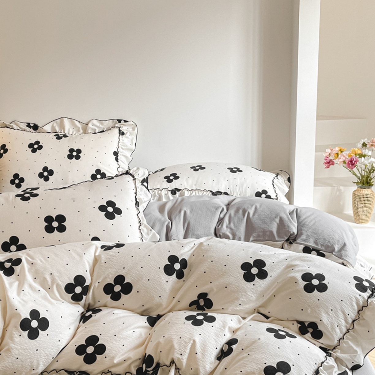 91家纺网 家纺一手货源 找家纺 柒月家居 2026新款法式赫本皱皱纱花边四件套 宝格丽曼