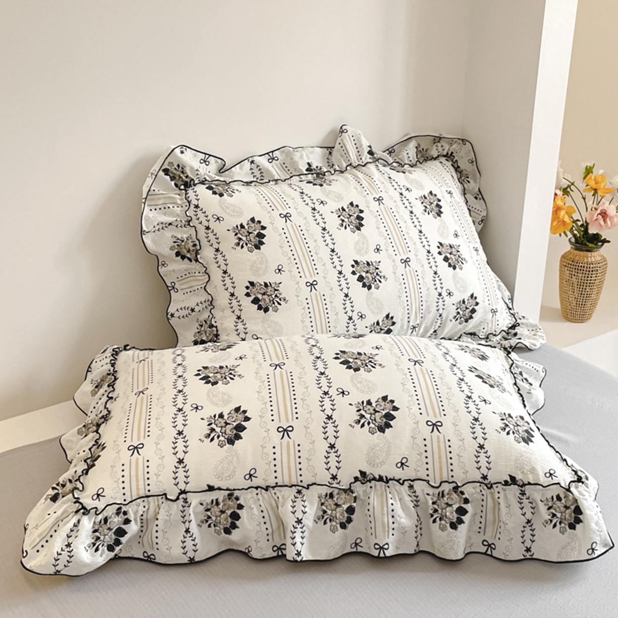 91家纺网 家纺一手货源 找家纺 柒月家居 2026新款法式赫本皱皱纱花边四件套 弥花集