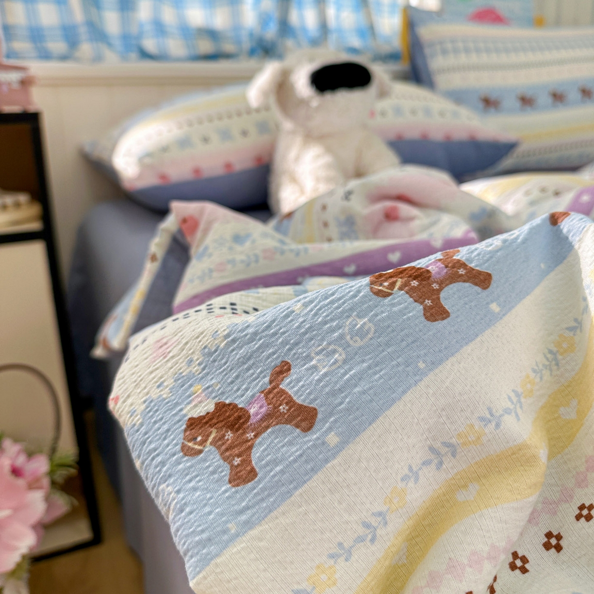 91家纺网 家纺一手货源 找家纺 N先生+V 13814689556 发大图/买家秀 2026春夏新款A类泡芙双层纱夏被系列夏凉被空调被 旋转木马（夏被）