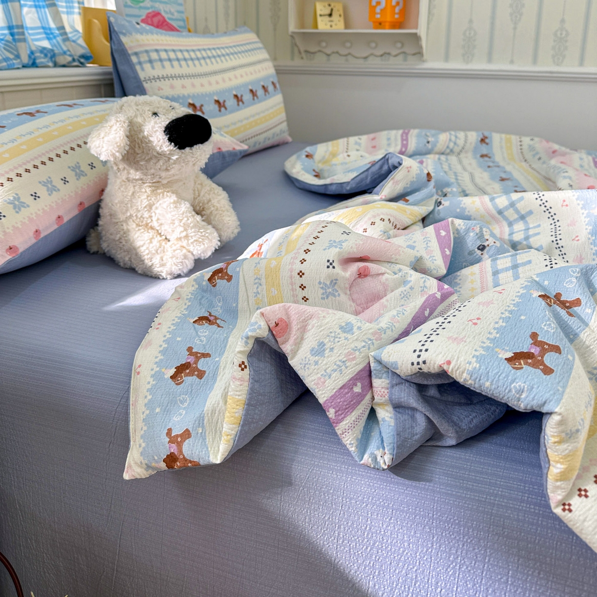 91家纺网 家纺一手货源 找家纺 N先生+V 13814689556 发大图/买家秀 2026春夏新款A类泡芙双层纱夏被系列夏凉被空调被 旋转木马（夏被）