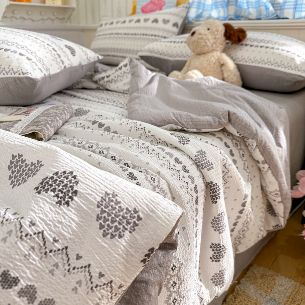 91家纺网 家纺一手货源 找家纺 N先生+V 13814689556 发大图/买家秀 2026春夏新款A类泡芙双层纱夏被系列夏凉被空调被 小确幸（夏被）