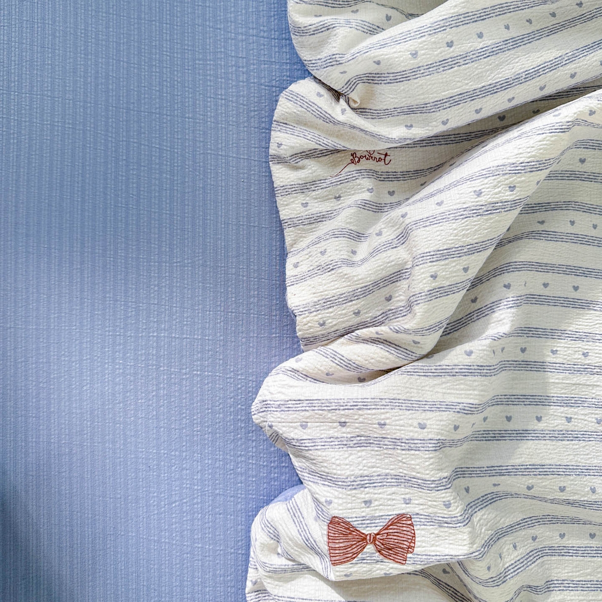 91家纺网 家纺一手货源 找家纺 N先生+V 13814689556 发大图/买家秀 2026春夏新款A类泡芙双层纱夏被系列夏凉被空调被 可颂（夏被）