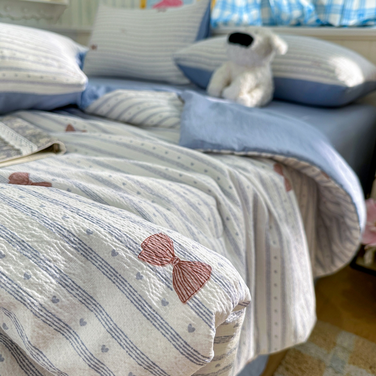 91家纺网 家纺一手货源 找家纺 N先生+V 13814689556 发大图/买家秀 2026春夏新款A类泡芙双层纱夏被系列夏凉被空调被 可颂（夏被）