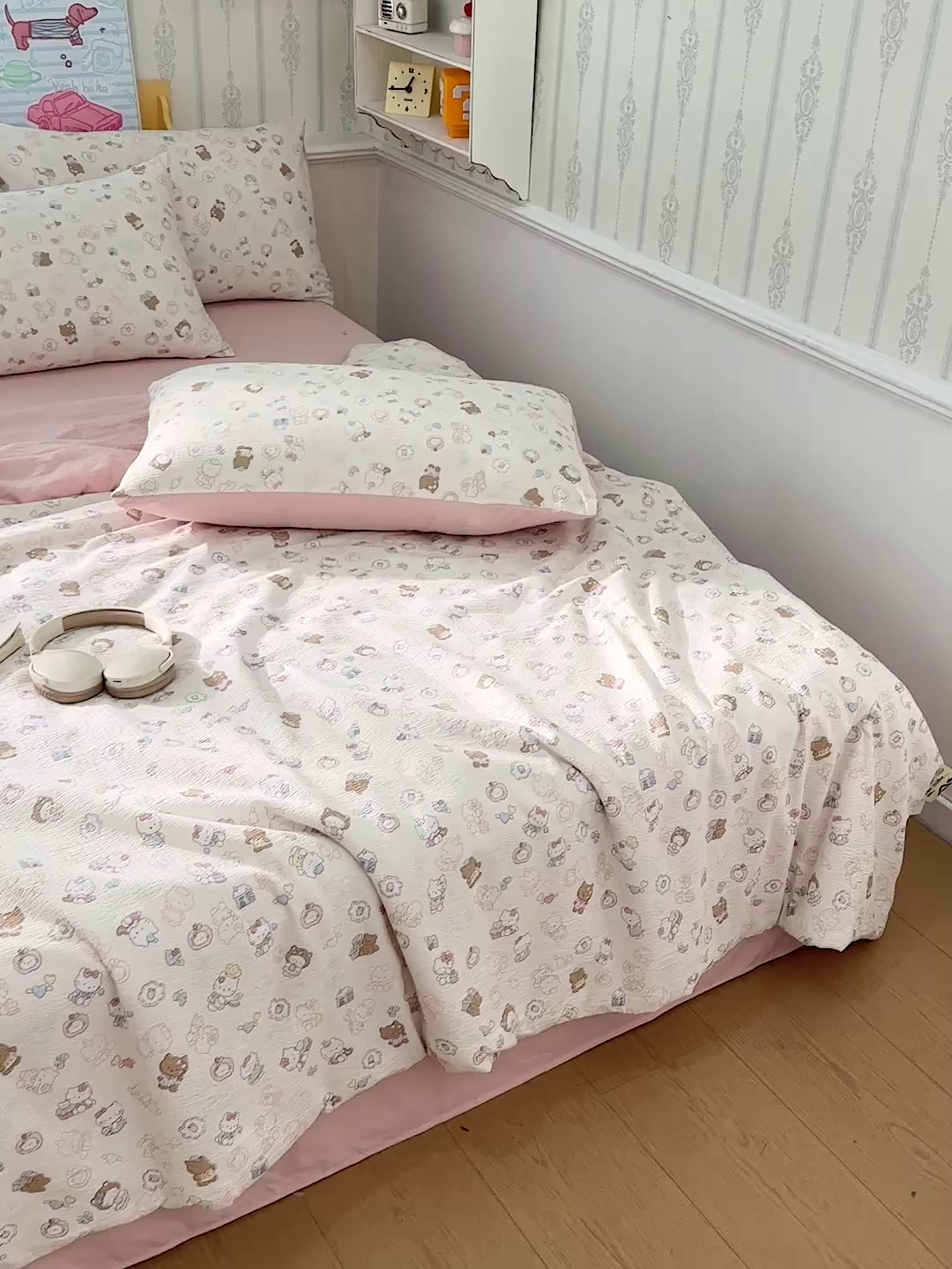 91家纺网 家纺一手货源 找家纺 N先生+V 13814689556 发大图/买家秀 2026春夏新款A类泡芙双层纱夏被系列夏凉被空调被 欢乐猫咪（夏被）