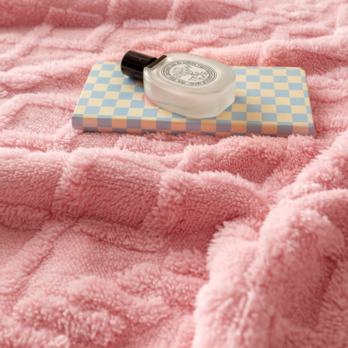 91家纺网 家纺一手货源 找家纺 优雅星家纺 2026直播热款高克重双面绒塔芙绒羊羔绒复合提花毯子毛毯盖毯 藕粉