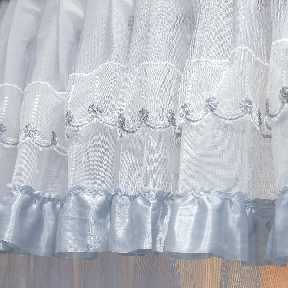 91家纺网 家纺一手货源 找家纺 舞夜盛世 2026新款U型导轨落地宫廷蚊帐-花好月圆 花好月圆-灰色