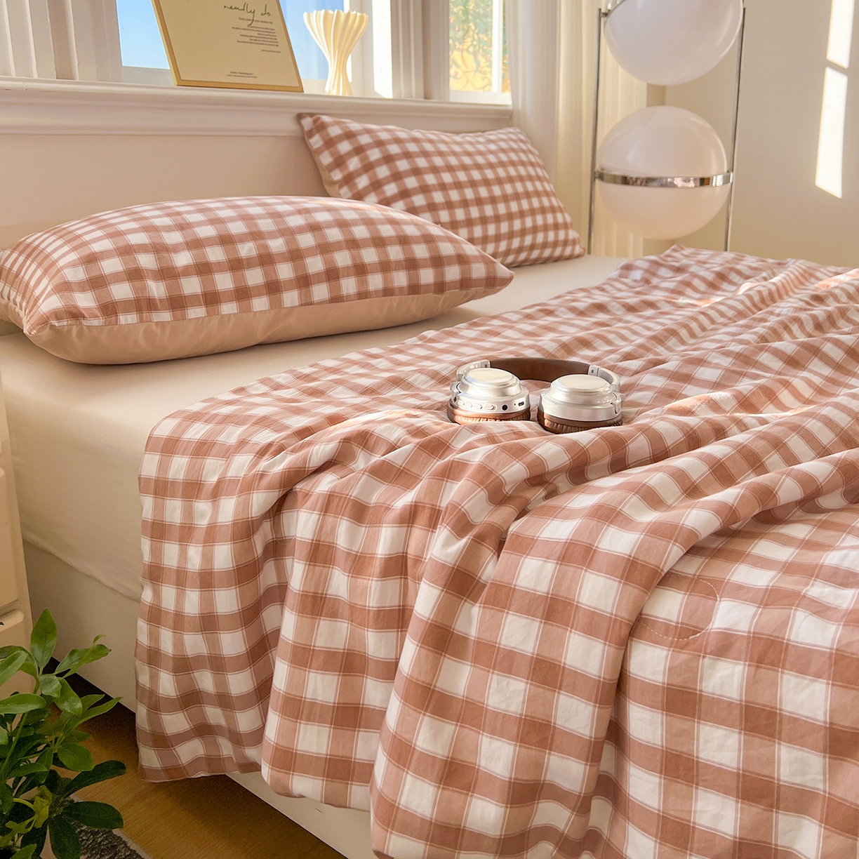 91家纺网 家纺一手货源 找家纺 纽缦家纺 2026新款水洗棉简约格子风夏被 朴雅