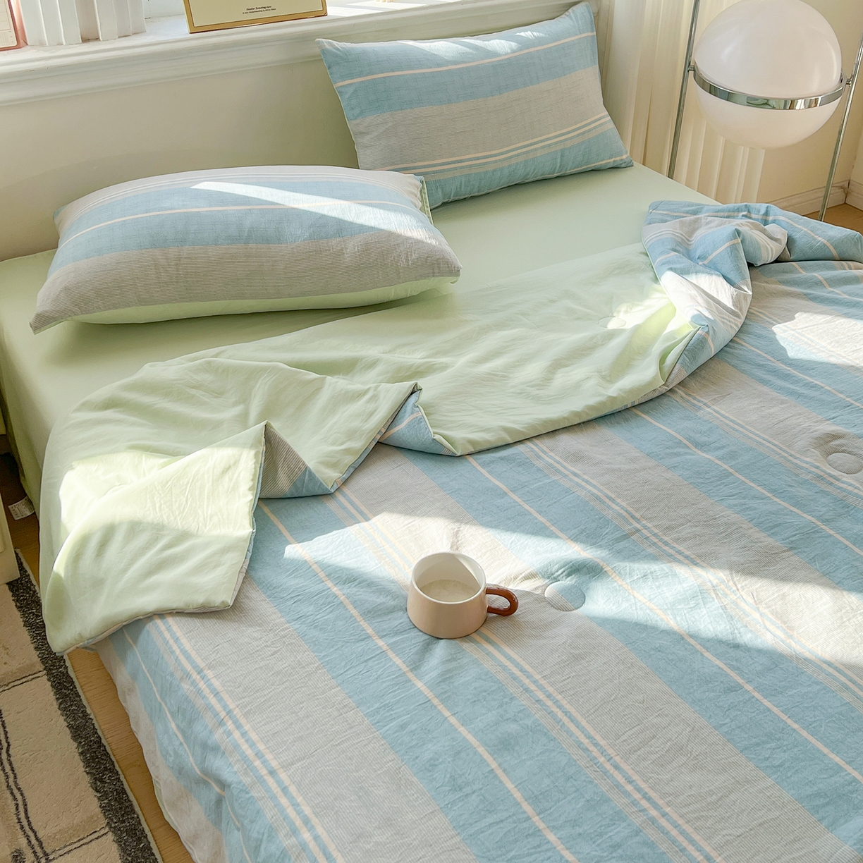 91家纺网 家纺一手货源 找家纺 纽缦家纺 2026新款水洗棉简约格子风夏被 淡香-兰