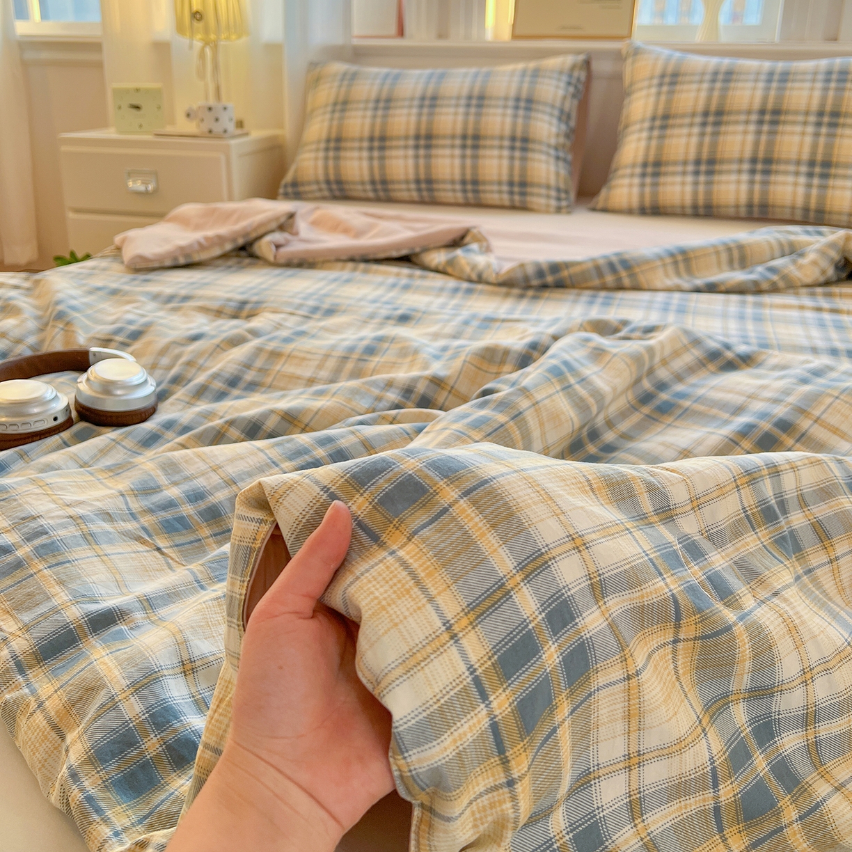 91家纺网 家纺一手货源 找家纺 纽缦家纺 2026新款水洗棉简约格子风夏被 临风