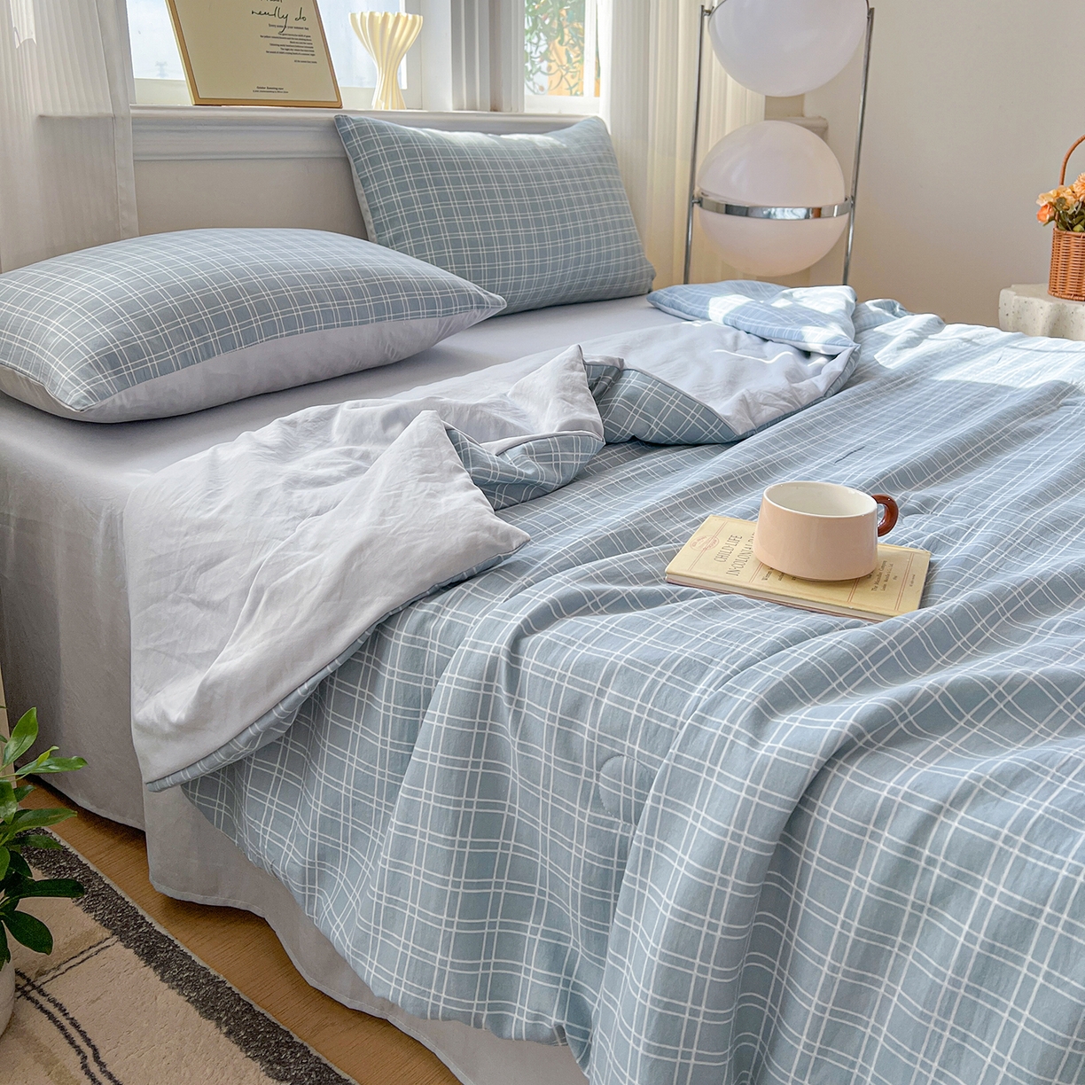 91家纺网 家纺一手货源 找家纺 纽缦家纺 2026新款水洗棉简约格子风夏被 海之声-灰