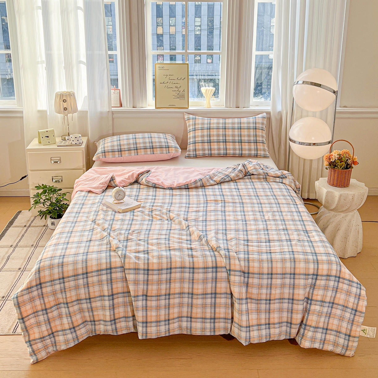 91家纺网 家纺一手货源 找家纺 纽缦家纺 2026新款水洗棉简约格子风夏被 思南