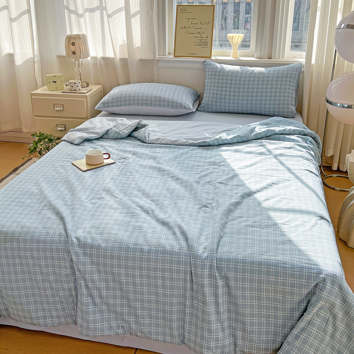 91家纺网 家纺一手货源 找家纺 纽缦家纺 2026新款水洗棉简约格子风夏被 海之声-灰