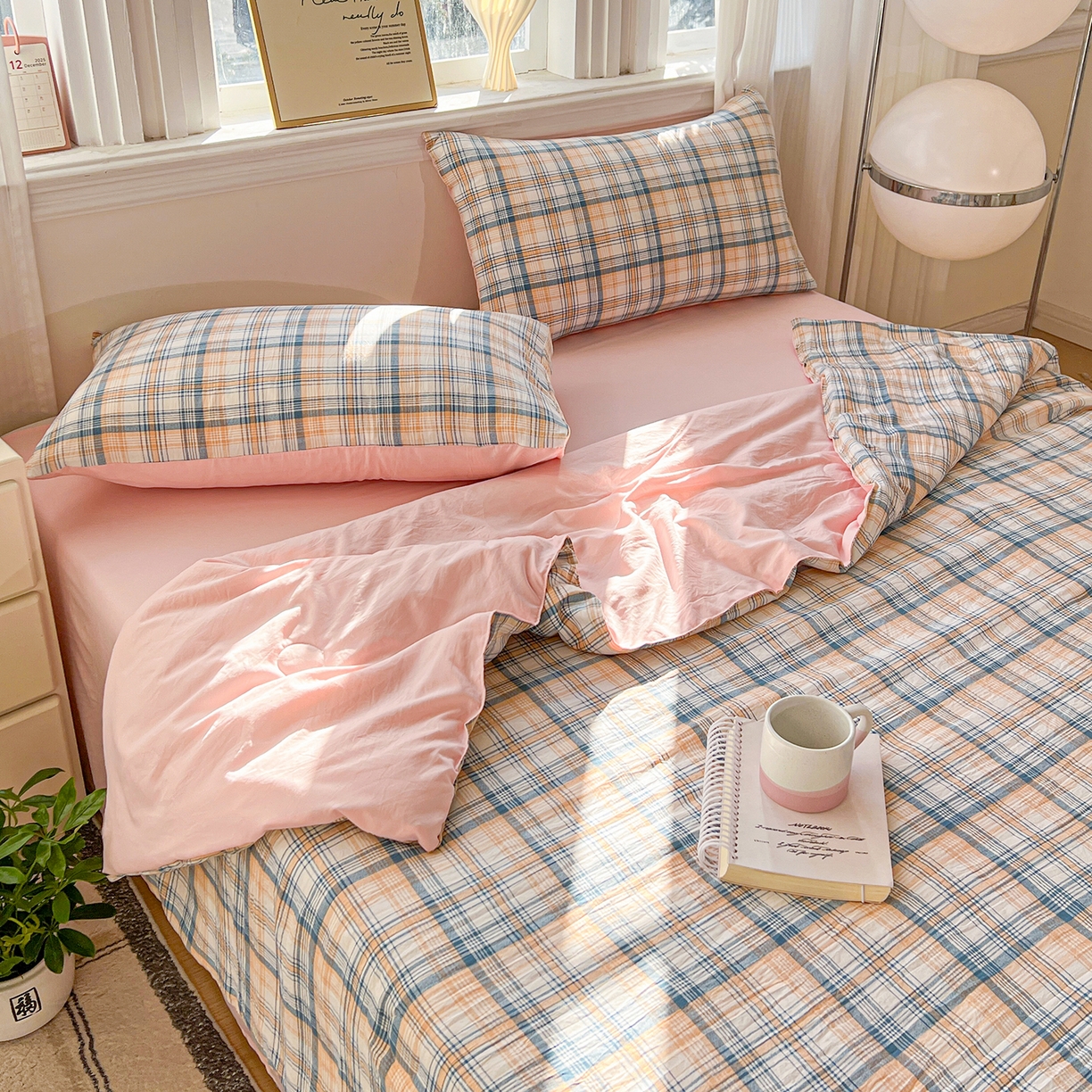 91家纺网 家纺一手货源 找家纺 纽缦家纺 2026新款水洗棉简约格子风夏被 思南